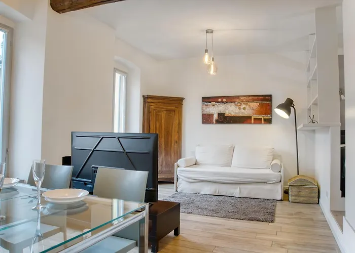 Sant\'Ambrogio Historic Apartment - In Front Of Cattolica